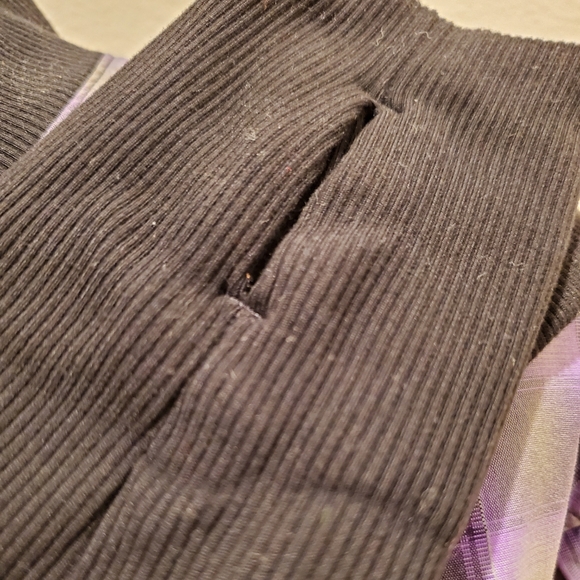 Lululemon Women's Windbreaker - Picture 4 of 4